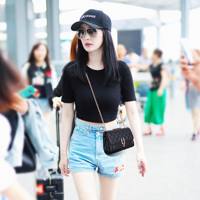 Women's Bag New Fashion Diamond Lock Small Square Bag Versatile Shoulder Messenger Chain Small Bag