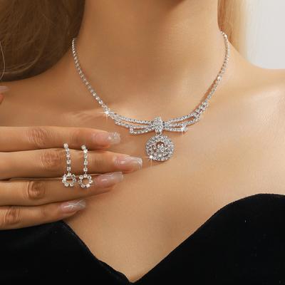 Luxuriöses glänzendes Voll-Diamant-Halsketten-Ohrring-Set, Geometrisches rundes Halsketten-Ohrring-Zweiteiler-Set