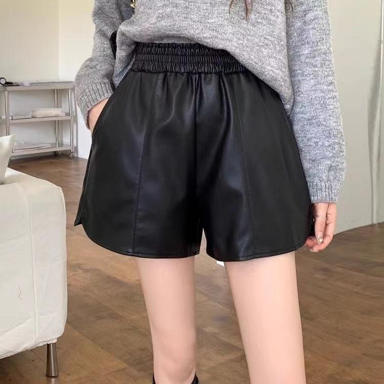 Women's Fall Spring Outer Wear Elastic Waist High Waisted Slimming A-Line Wide Leg PU Leather Shorts Petite Base Pants Mini Shorts