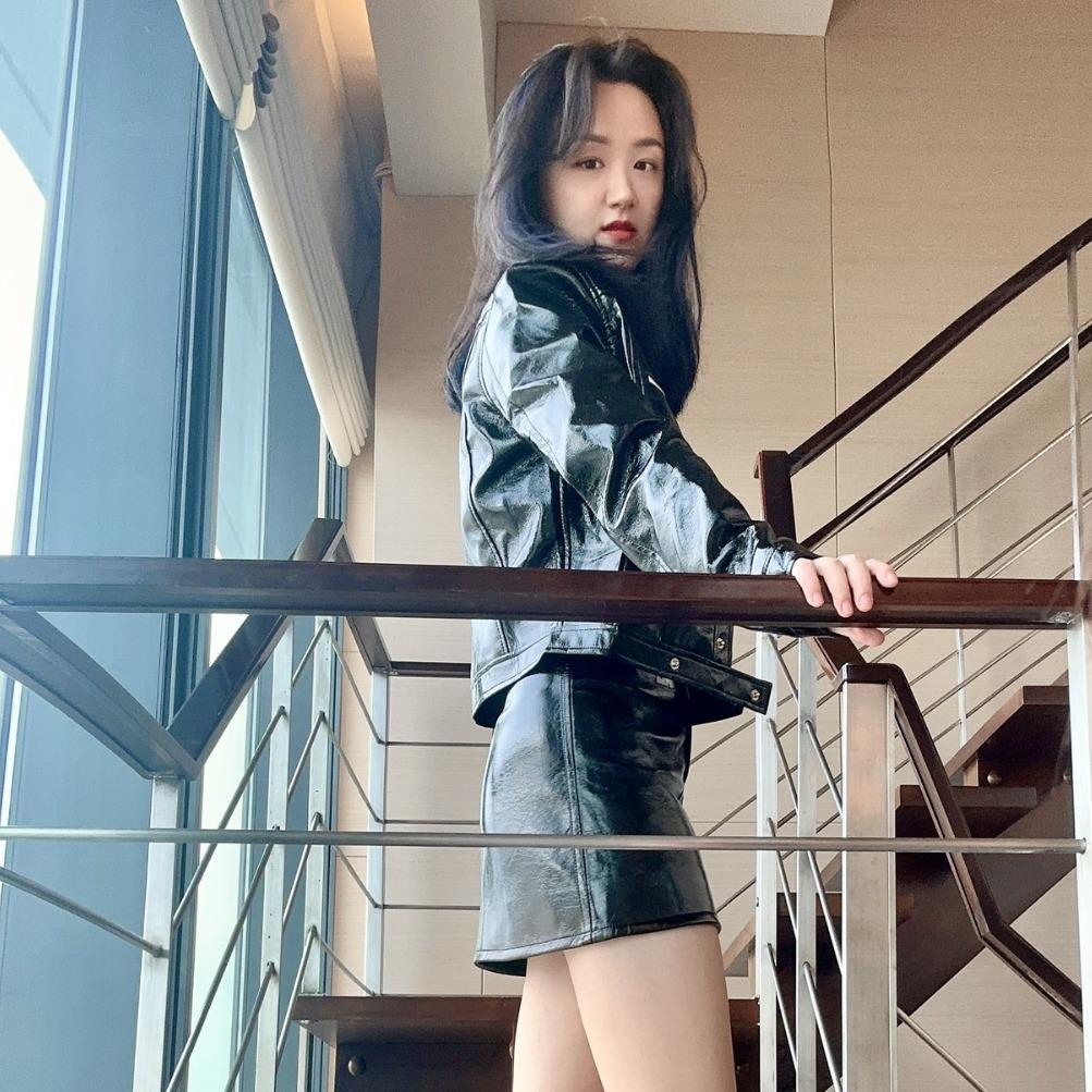 Two-Tone Stand Collar Patent Leather Jacket - Black & Blue