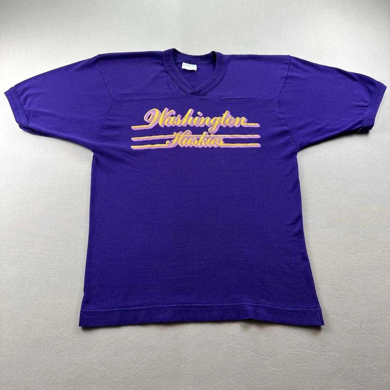 Vintage Washington Huskies T-Shirt Mens Medium Purple V-Neck University UW 80s M