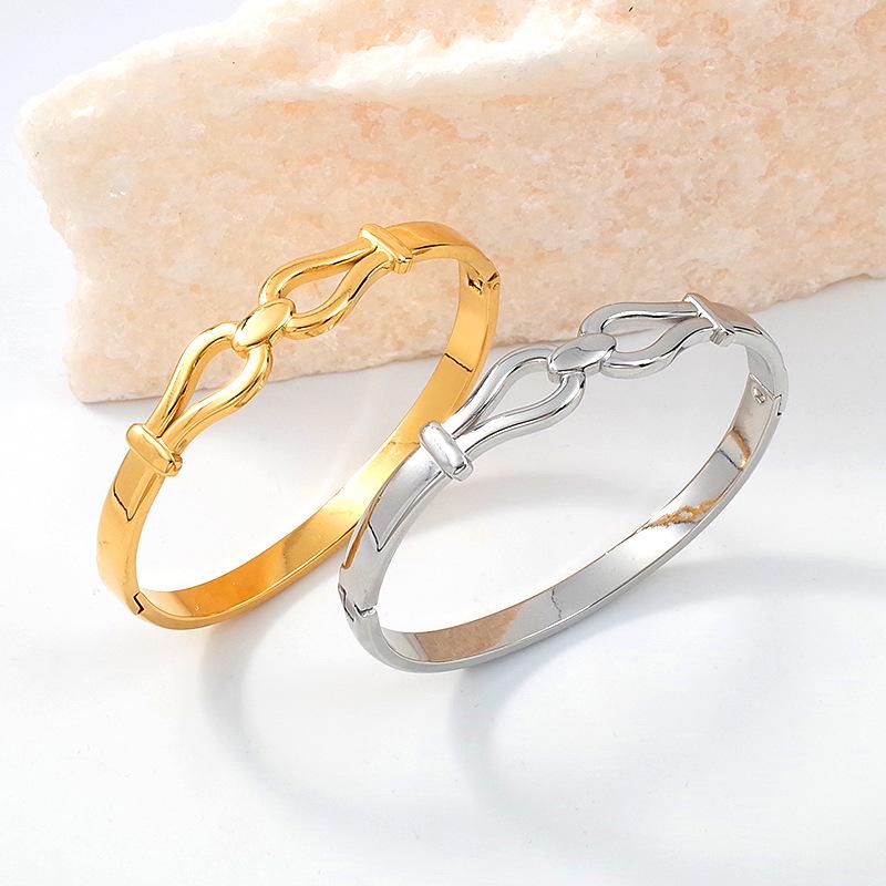 Trendy Titanium Steel Gold-Plated Open Bangle for Women - Elegant, European & American Style, Simple & Versatile Light Luxury Bracelet