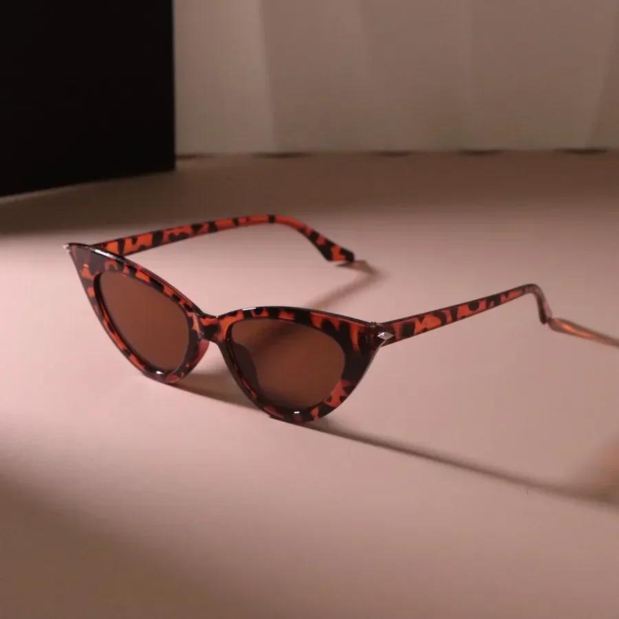 Classic Square Sunglasses Fashion Women Men Retro Stylish Glasses Casual Minimalist Female Male