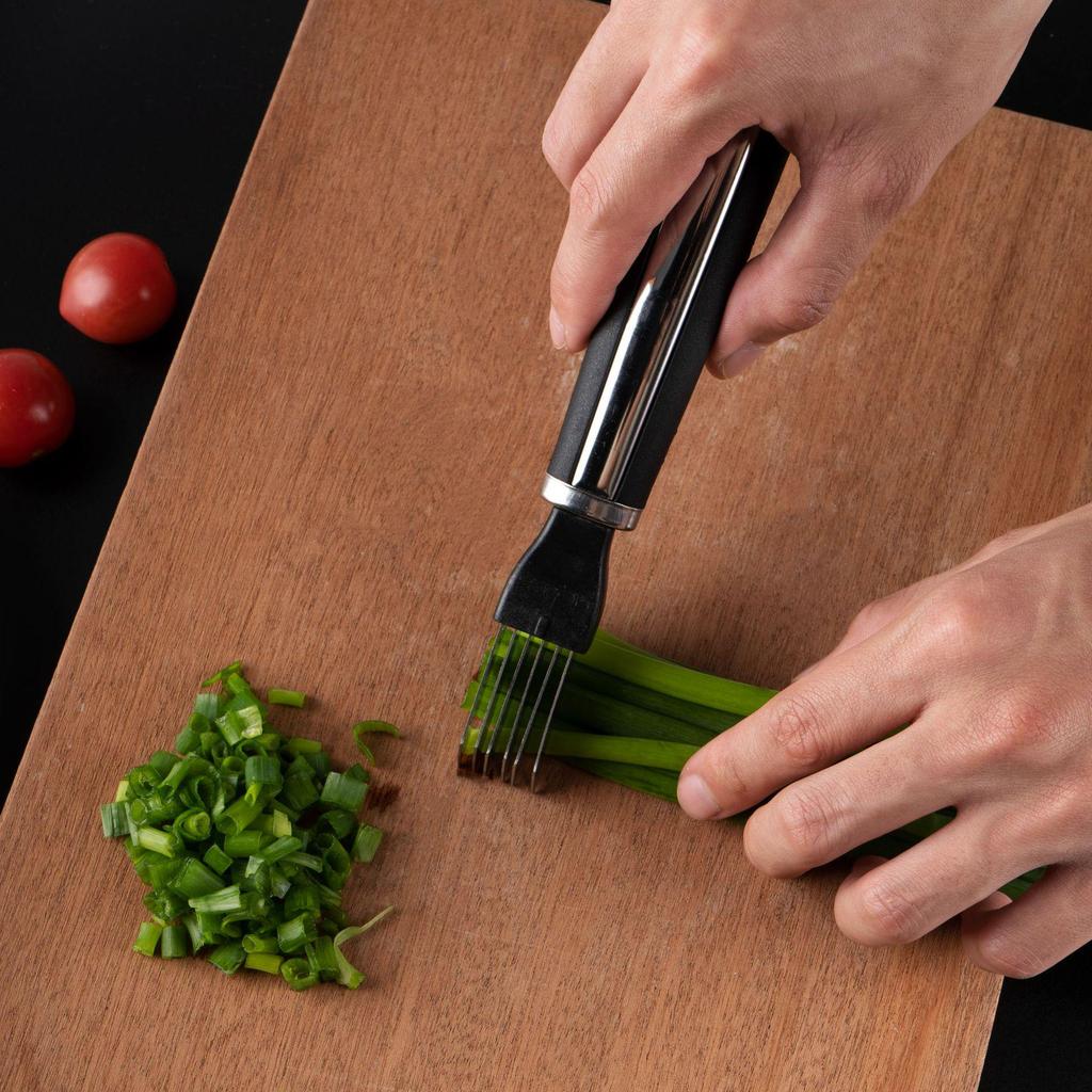 Multifunctional Stainless Steel Green Onion Slicer – Kitchen Tool for Slicing Green Onions and Vegetables