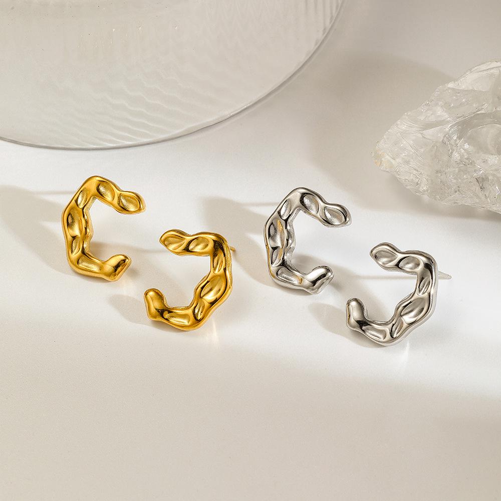 High-end C-shaped Stainless Steel 18k Titanium Earrings - European & American Fashion Ear Studs.
