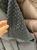 Gilet Trapuntato in Maglia Patchwork con Collo Alto in Piuma d'Anatra Bianca da Donna 2026 - Capo d'Abbigliamento Invernale Ispessito