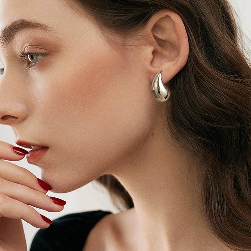 Water Drop Mirror Stud Earrigs for Women Classical Fashionable Teadrop Earrings Female European and American Style Eardrop Jewelry