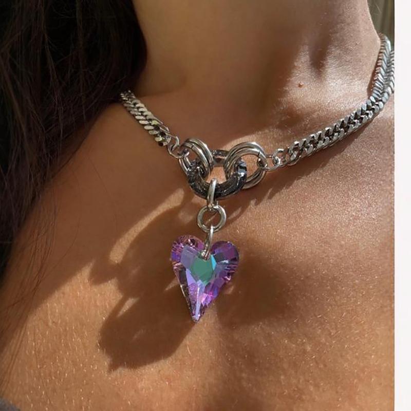 Bunte Edelsteine Liebesherz Choker Halskette Verstellbare Länge Halskette Handgefertigter Schmuck Zubehör für Teenager-Mädchen
