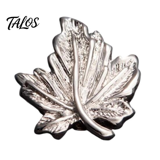 Cast Alloy Lapel Pin Vintage Embossed Pattern Pin, Zinc Suit Polished Edge Metal Button Collar for Men Formal Corsage Coat Decoration 3D