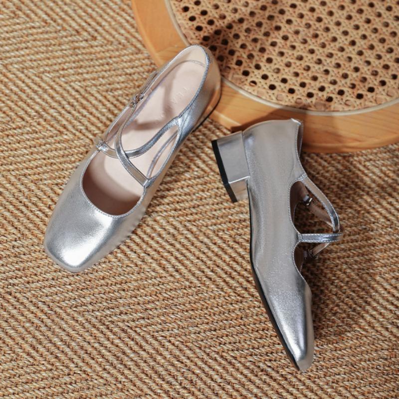 Retro Medium Thick Heel Women's Shoes Lightweight Mary Jane Shoes Cross Strap Square Toe Small Leather Shoes Shallow Mouth Casual Shoes