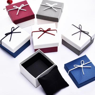 Caja de Regalo Rectangular con Lazo de Cinta Cojín Día de San Valentín Dama de Honor Boda Cumpleaños Caja para Envolver Regalos con Tapa Caja Portátil para Empaquetar Joyas