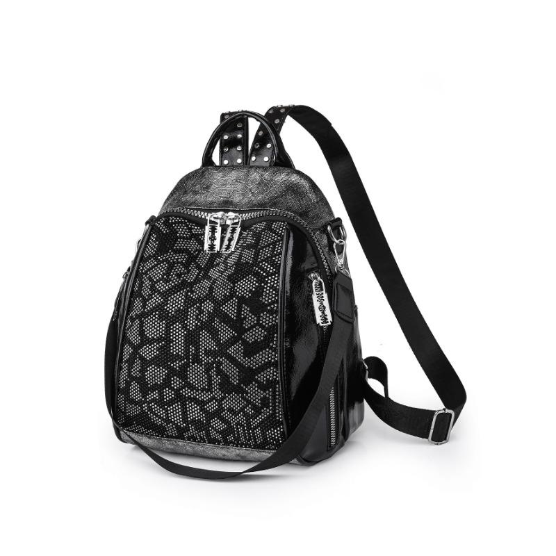 New Large Capacity Women's Backpack Fashion Personality Hot Diamond Leopard Print Trend Outdoor Backpack