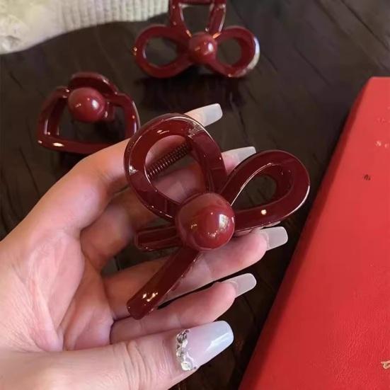 Hair Claw Three-Dimensional Hollow Bow Design Back Head Hair Clip Glossy Texture Stable