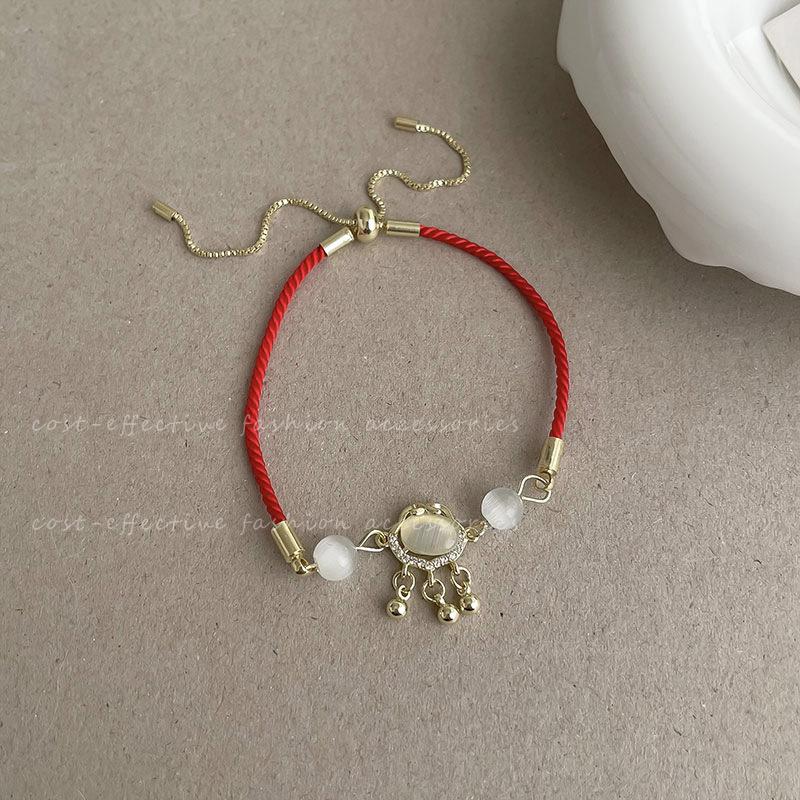 Red Rope Cat's Eye Safety Lock Bracelet for Women – New Year Luxury Niche Red Agate Design