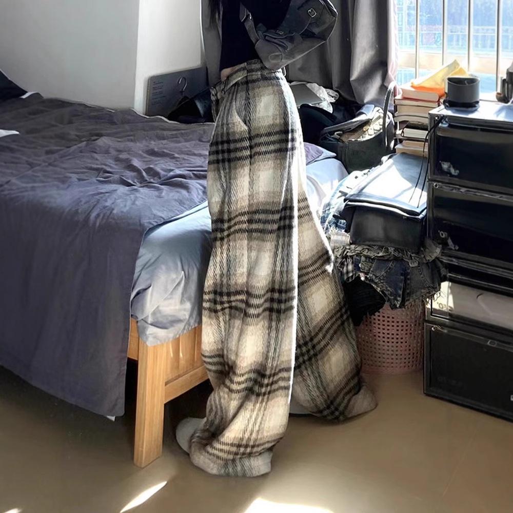 Women's Retro Plaid Wool Wide-Leg Pants for All Seasons