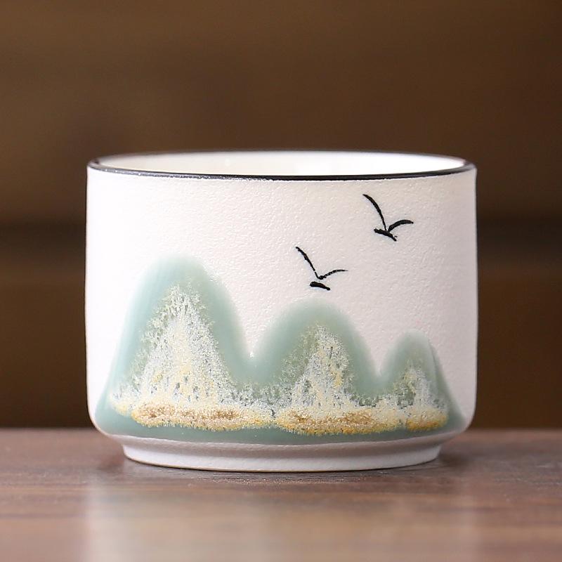 Ceramic Tea Cup Hand-painted Mountain Sharing Cup Chinese Style Kung Fu Tea Cup Travel Tea Bowl Office Home Tea Set Holiday Gift