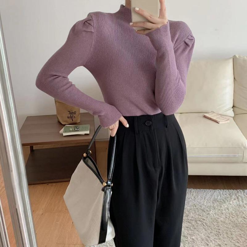 Semi-turtleneck sweater bottoming shirt for women with new autumn and winter design sense slim-fitting bubble long-sleeved knitted sweater for women