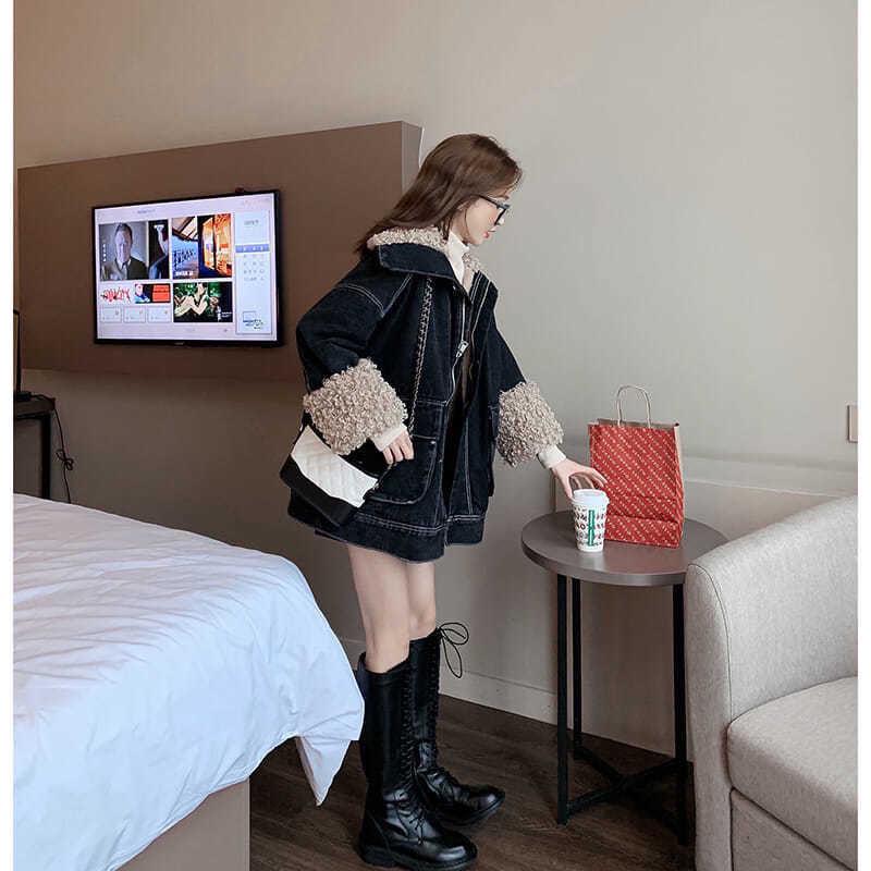 Women's Plus Size Fleece-Lined Denim Jacket - Autumn/Winter 2024 Trend