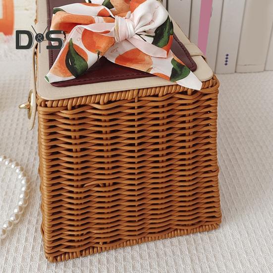 Gift Basket with Swinging Clasp Faux Rattan Woven Basket with Handle Party Favor Storage Basket for Chocolates Candies Wedding Birthday