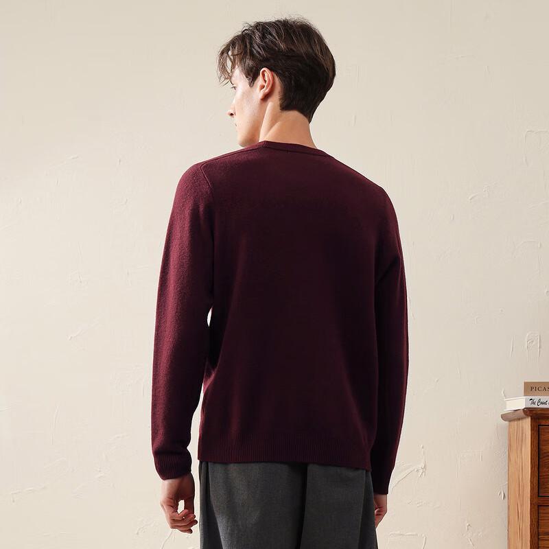Komonboka Men's Thick Crew Neck Wool Sweater with Shoulder Patchwork
