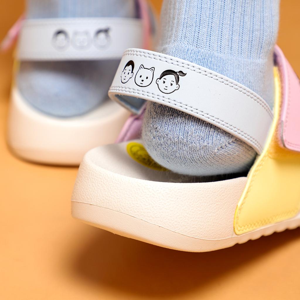 New Balance Noritake X NB Nclay Painter Kollaboration Badeschuhe Unisex Sandalen Blau Rosa Gelb SUFNCLAT
