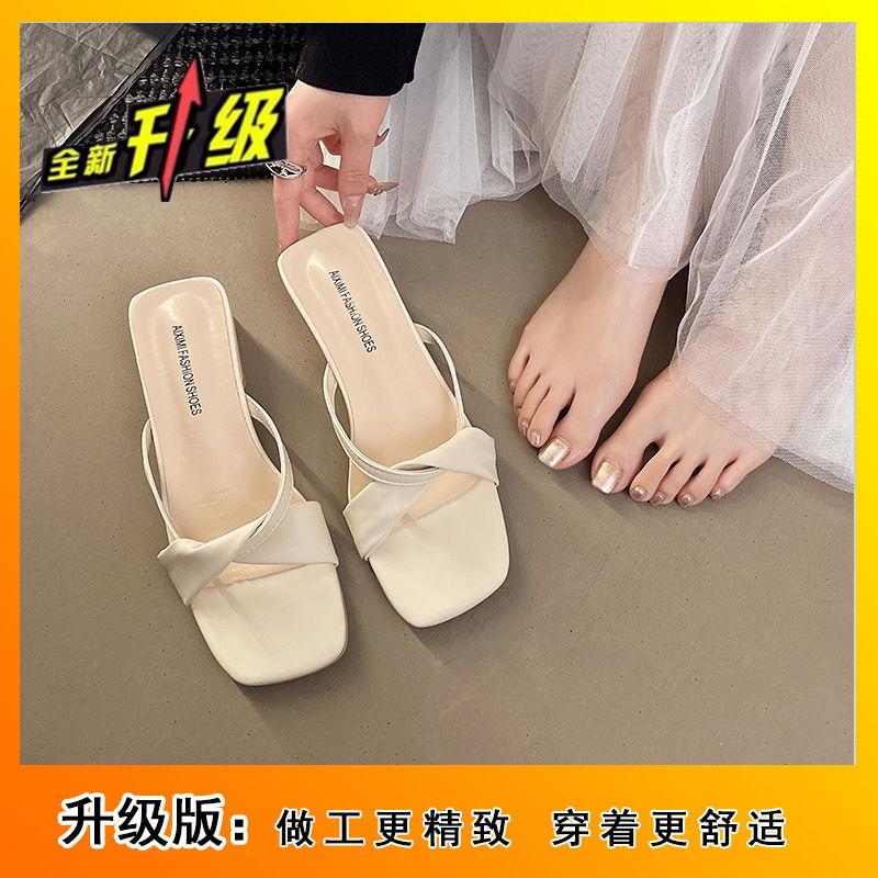 Beautiful square head fashion fairy cool slippers wear versatile thick heel simple not tired feet sandals 2025 summer new