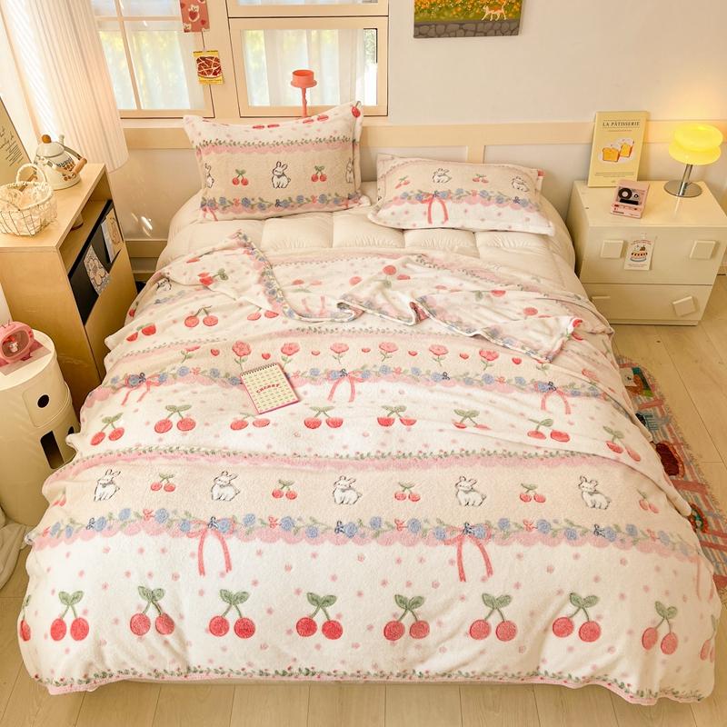 Cartoon Cute Bear Throw Blankets Super Soft Fluffy Lightweight Comfortable Flannel Couch Bed Blanket for All Season Kids Gifts