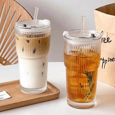 600ml pruhovaný skleněný kávový hrnek, sklo s brčkem a víčkem, na vodu, kávu a čaj, průhledné nádobí