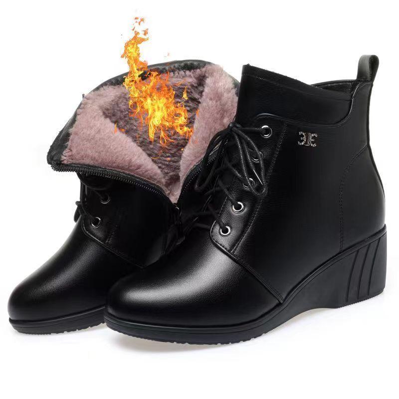 

Mother Shoes Winter Women s Wedge-heeled Short Boots Plus Velvet Martin Boots Middle-aged and Elderly Boots Comfortable Cotton Shoes EU35/CN36 чёрный