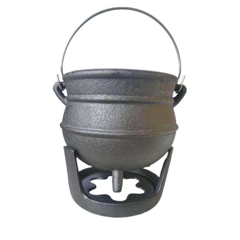 Handmade Cast Iron Geometric Tripod Pot: Retro Ornaments & Ritual Decor
