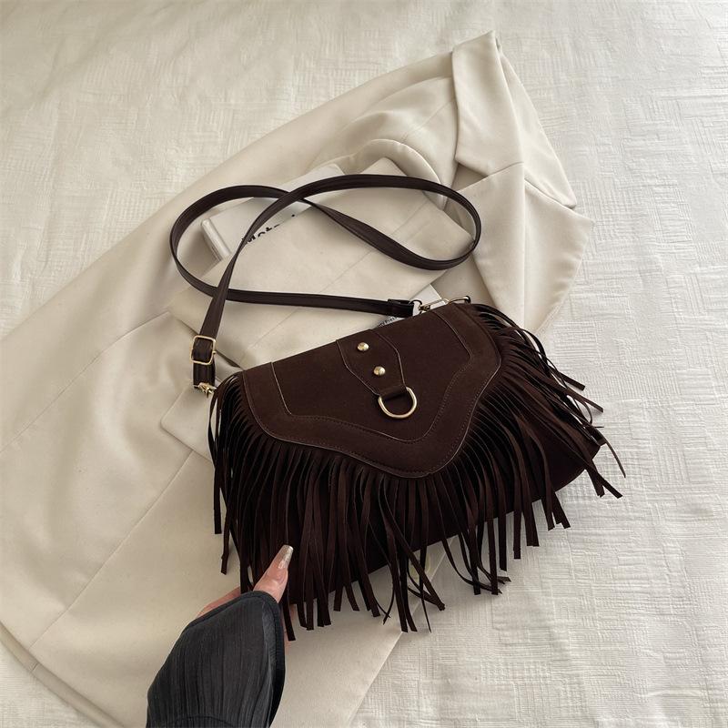 Saddle Shoulder Crossbody Bag Women Matte Finish Tassel Vintage Casual Fall Winter 2026 Handbag