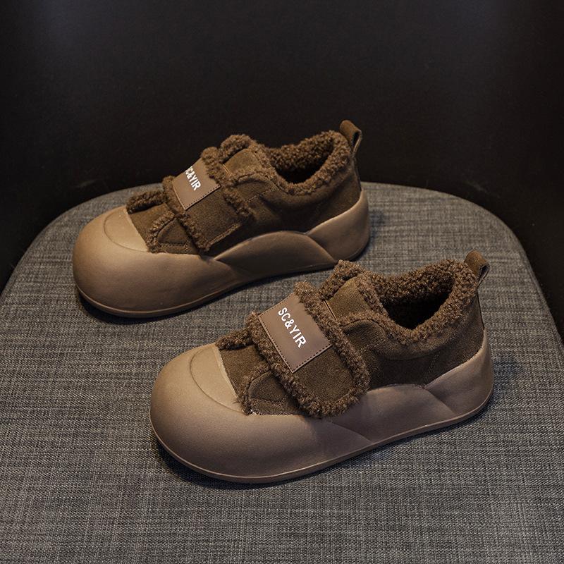Platform bread shoes 2025 new velvet warm imitation lamb wool matte leather casual fashion Velcro women's shoes