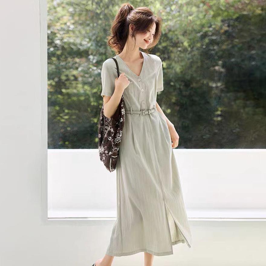 Summer new fashion design sense simple temperament short-sleeved Tencel dress waist thin belly long skirt
