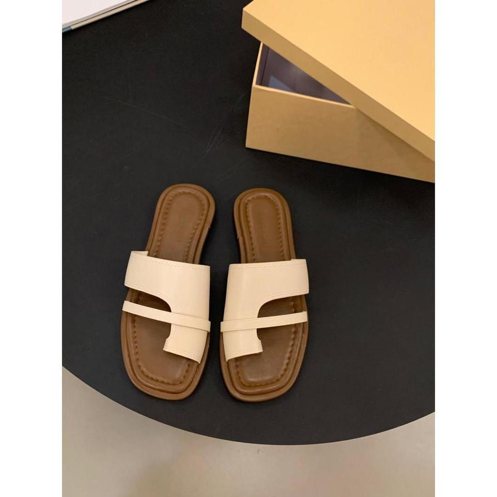 Niche flat-bottomed retro cover toe cool slippers women's shoes summer wear 2025 new summer soft-soled beach sandals