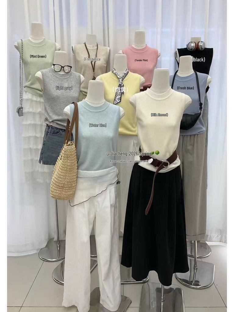 2026 Summer Women's Knit Sleeveless Vest: Round Neck Slim Fit Layered Base Shirt