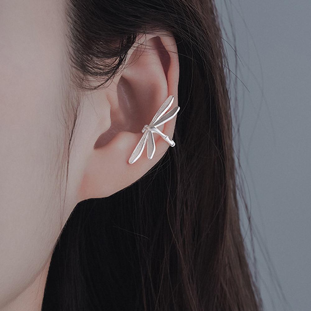 

PANJBJ 925 Sterling Silver Dragonfly Circle Studs Earrings For Women Insect Design Originality Trend Fashion Jewelry Gift