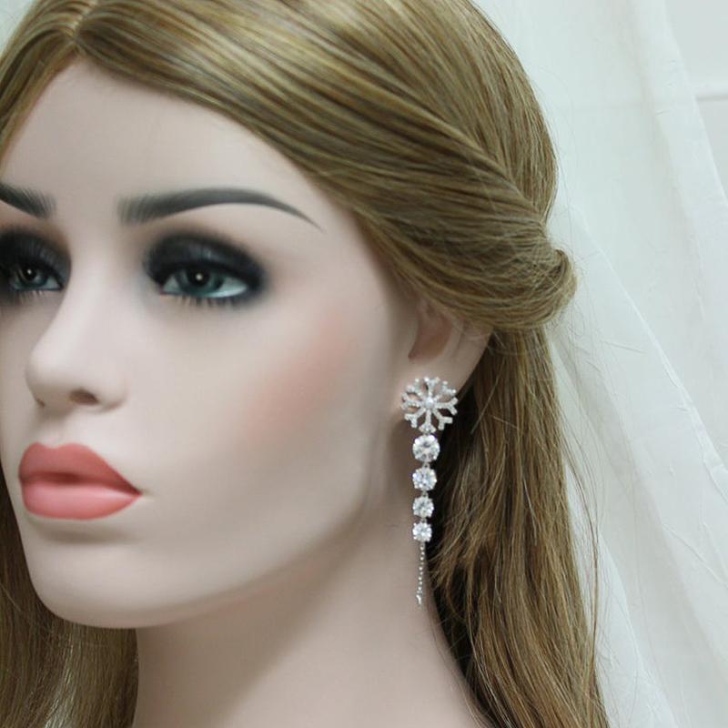 New Delicate Snowflake Link Earring Women with 4 Round Cubic Zircon Stone Wedding Party Daily Wear Best Gift Earring Jewelry