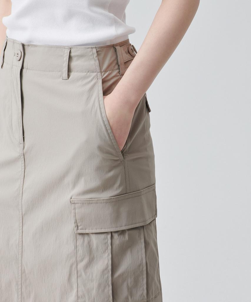 Musinsa Standard Woman Women'S Cargo Maxi Skirt [Light Beige]
