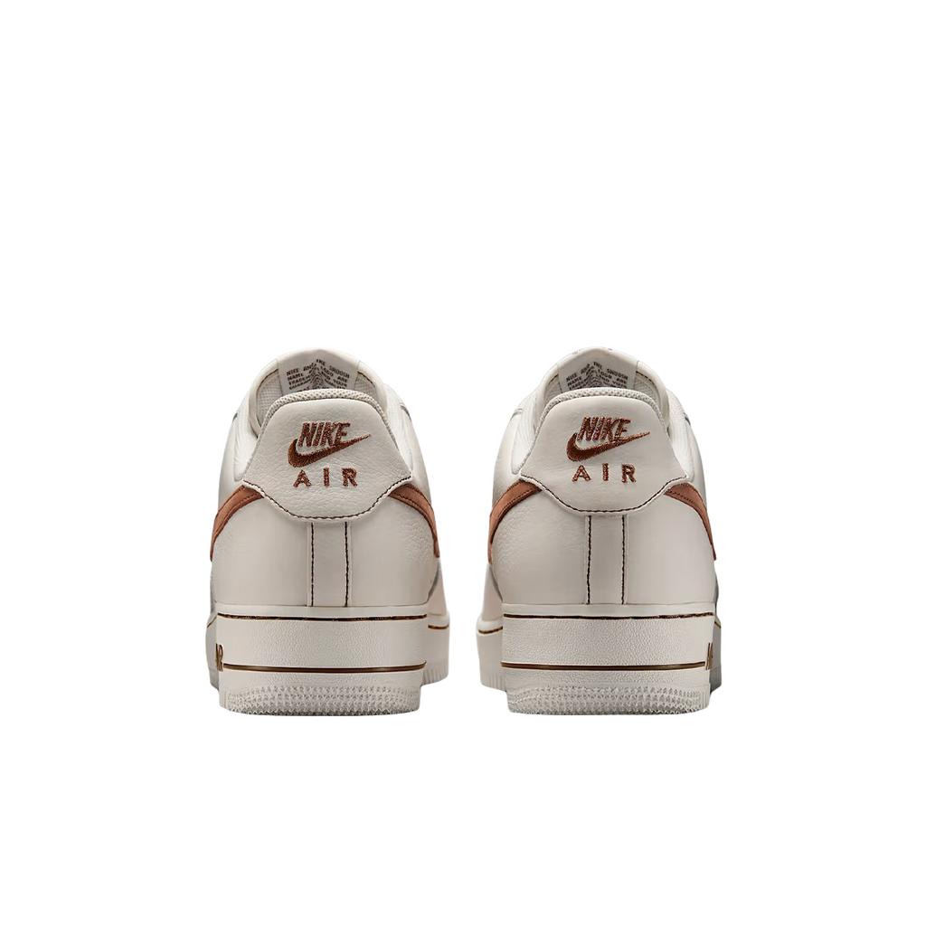 Nike Air Force 1 07 LV8 Ivory Saddle Brown Unisex Sneakers Cream HQ2037-101