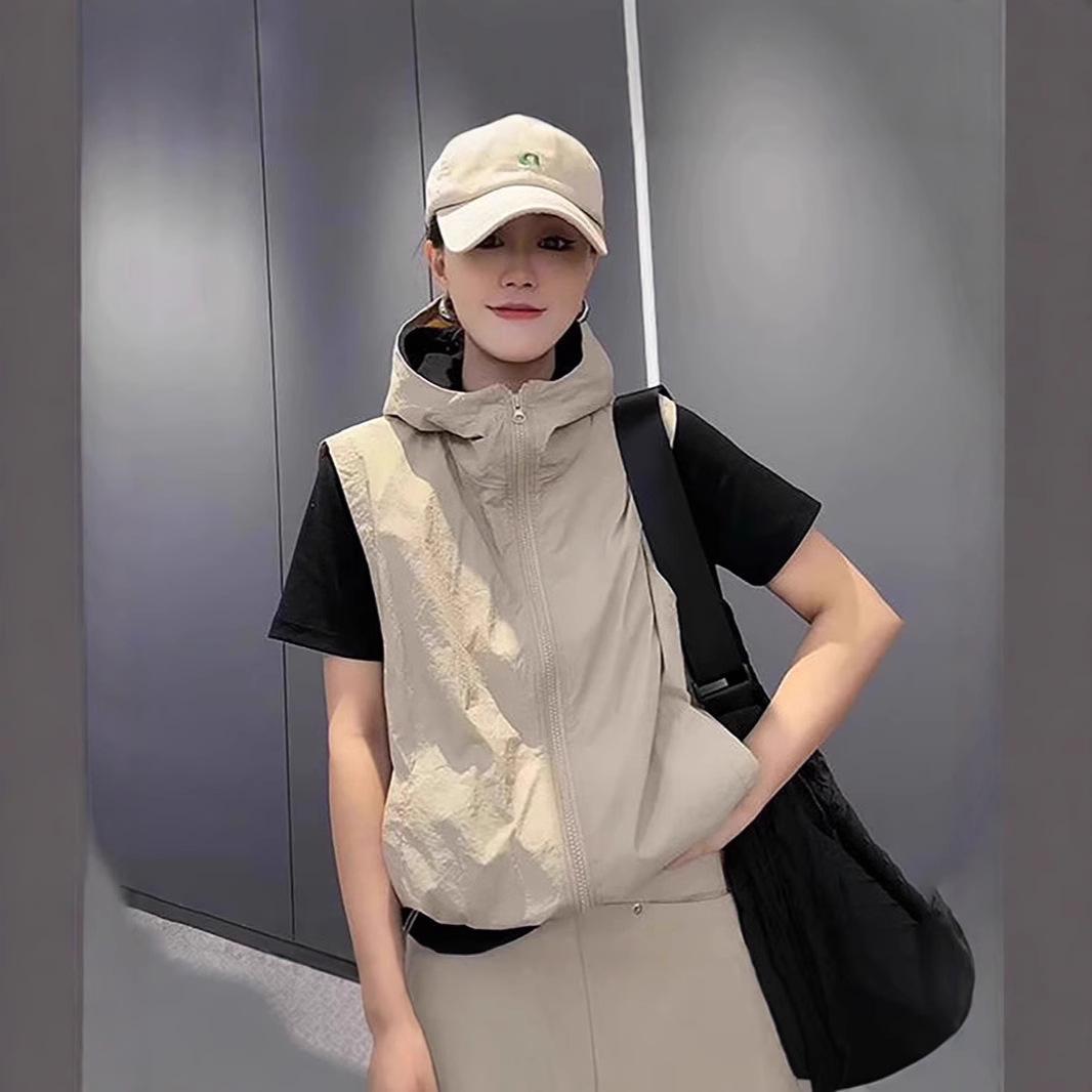 

Spring 2025 Women s Versatile Loose Casual Sports Windbreaker Tank Top Vest Large