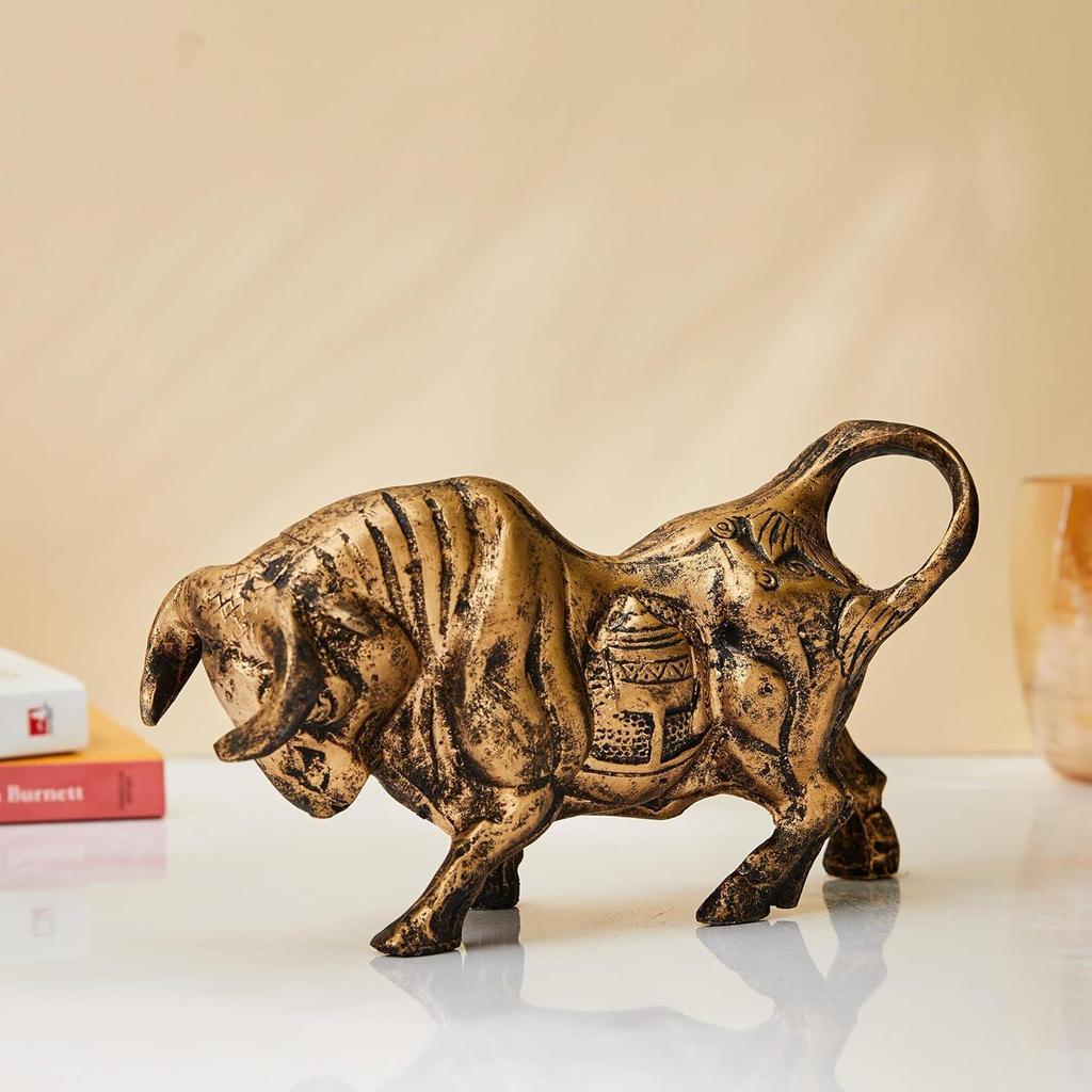 Brass Finnish Bull Resin Statue for Home Decor (Pack of 1, Golden and Black)