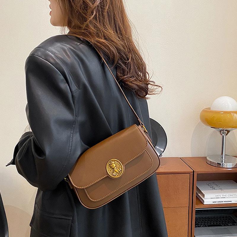 Нова невелика сумка під пахвами 2024 року, проста та модна сумка-багет, висококласна ретро-сумка через плече на одне плече