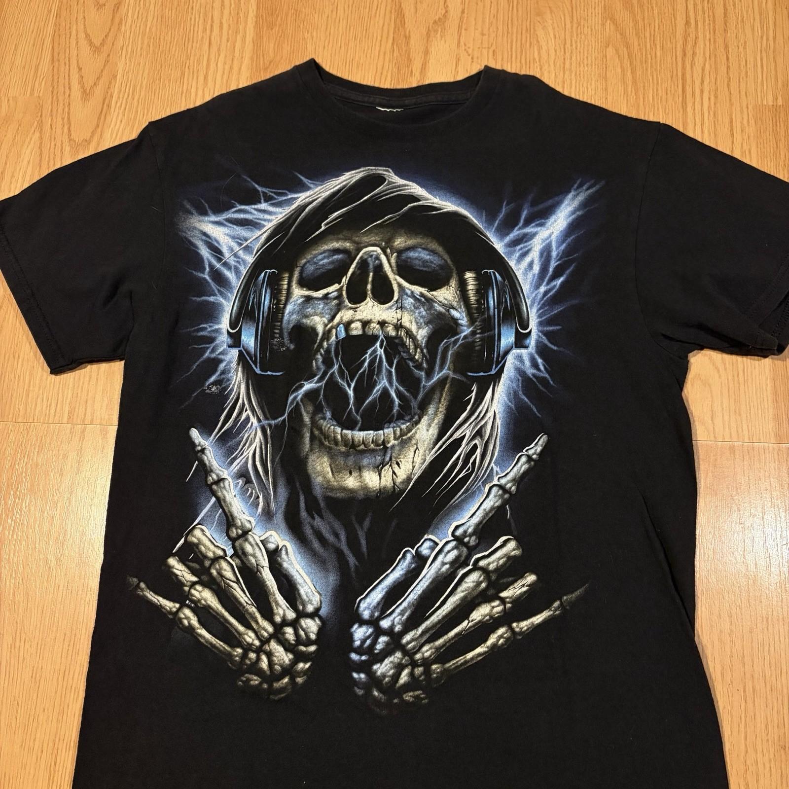Grim Reaper Skull Graphic T-Shirt Men’s Smal Black Headphone Rock Y2K Mall Goth Unisex T-Shirt XXL