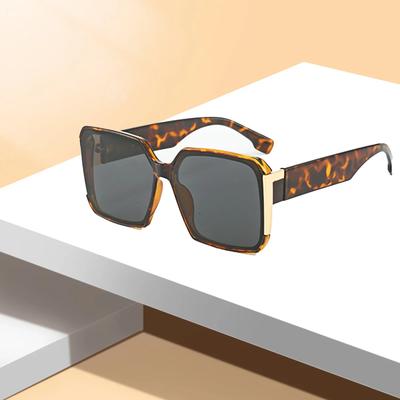 Vintage Unisex Big Square Sunglasses UV400 Protection Black Lens Designer Shades for Men Women