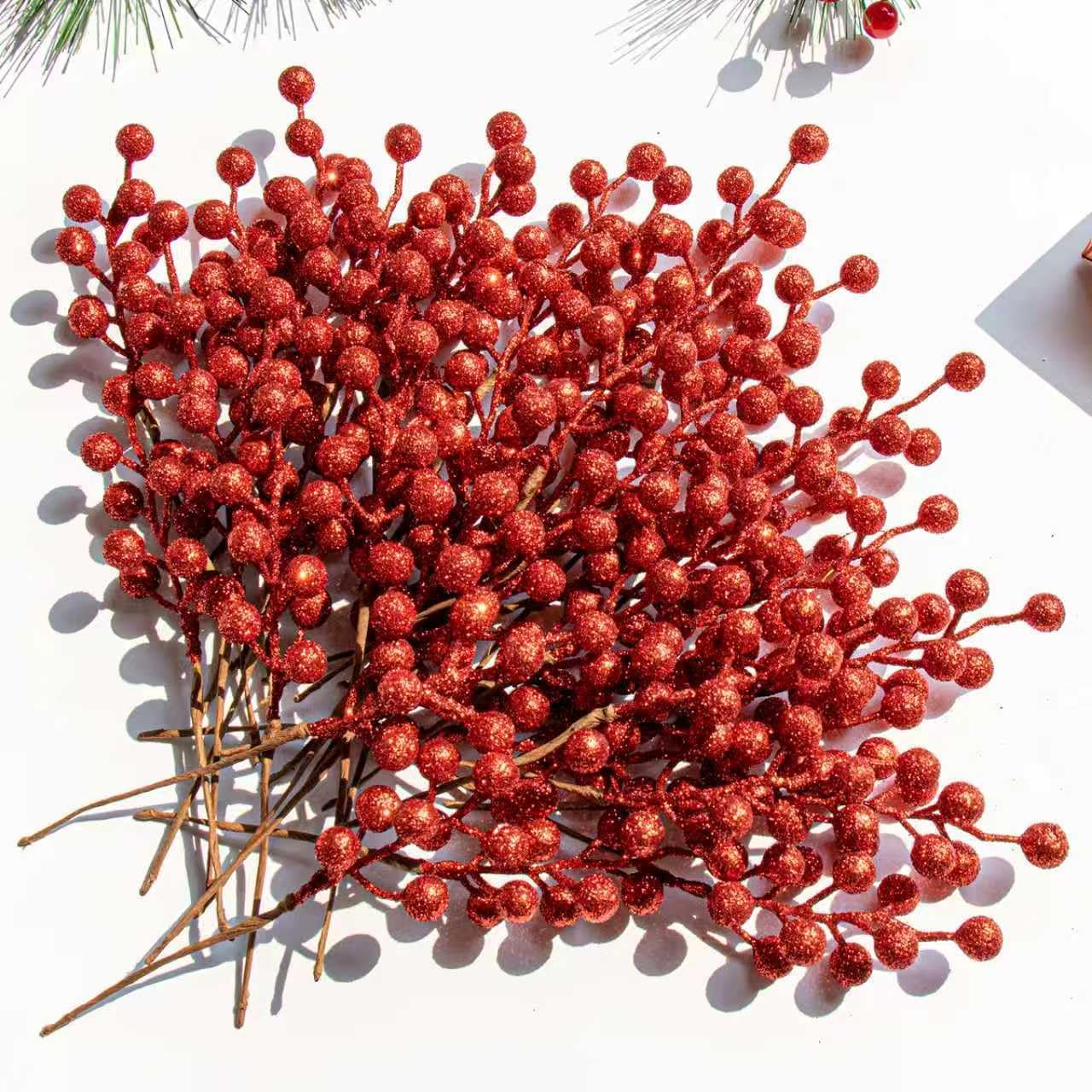 

32 Pack Glitter Christmas Picks, 6.5-Inch Red Artificial Berry Stems for Xmas Tree & Home Decor 0.6M червоний