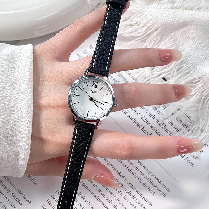 Retro Simple Women'S Watch Exquisite Small Belt Student Watch High Sense Versatile Women'S Quartz Watch