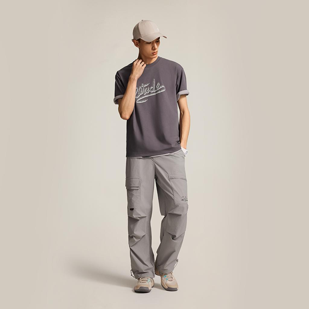 Li Ning Basketball Series Letter Rundhals Atmungsaktiv Vielseitig Lässig Kurzarm T-Shirt Herren Tops Carbongrau Lila AHSV089-6