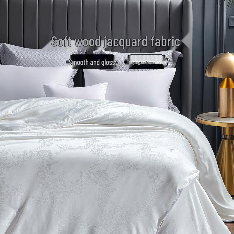 Dohia Ganzjahres-Seidenmischungs-Bettdeckenkollektion