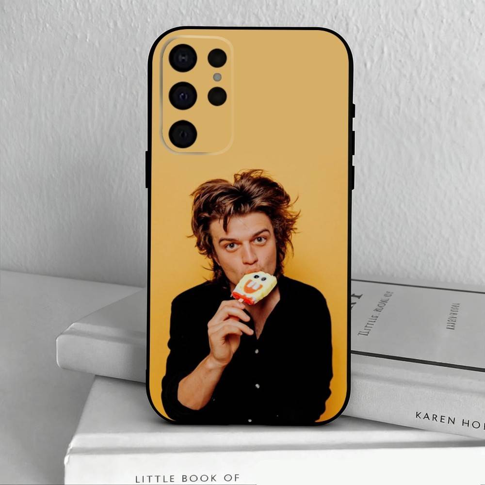 Actor S-Steve Harrington-N Phone Case For Samsung S25,S24,S21,S22,S23,S30,Ultra,S20,Plus,Others Soft Black Cover