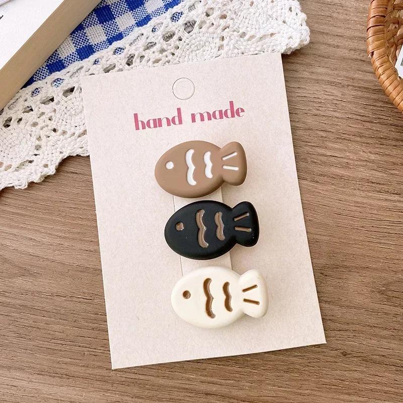 

3pcs Instagram Cute and Funny Autumn and Winter Beige Coffee-colored Taiyaki Small Fish Hair Clips and Hair Accessories